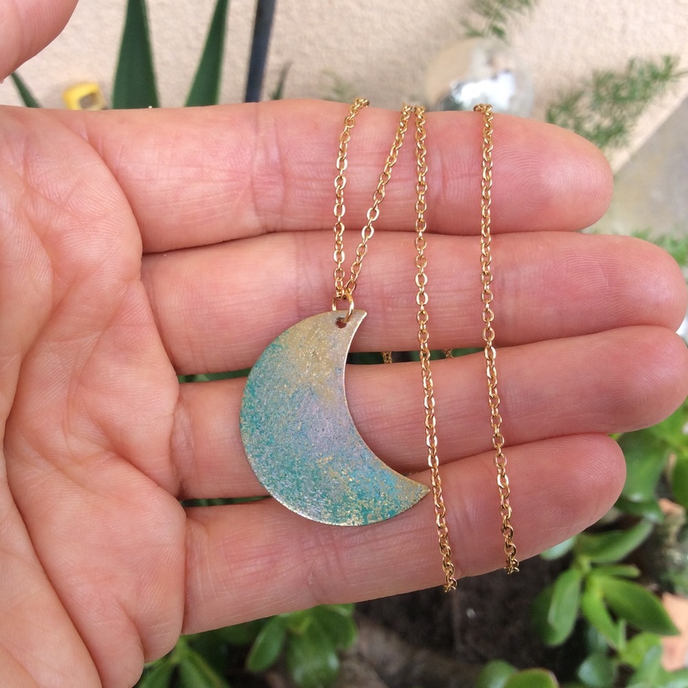 Sale Sundance Charm Necklace - Picture 7 of 13